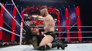 Roman Reigns vs. Sheamus - WWE World