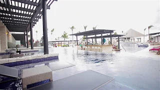 Royalton  CHIC Punta Cana | Diamond Club™ Luxury Junior Suite Swim Out