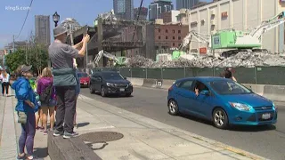 Viaduct demolition attracts tourists