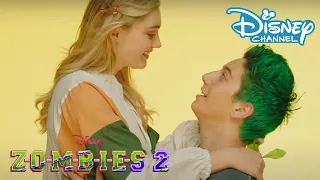ZOMBIES 2 | Compilation des chansons | Disney Channel BE