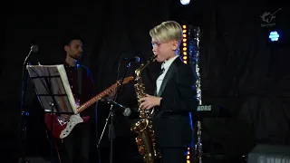 Диянов Филипп. Fly me to the moon. Sax Cover
