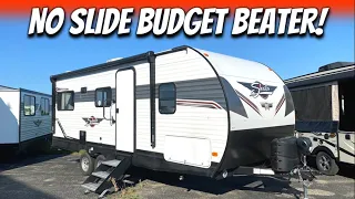 Easy NO SLIDE NO GLAMPING Camper!! 2022 Shasta 21CK