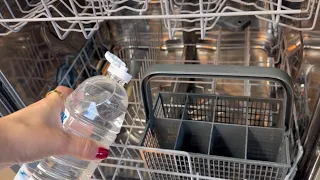 Is your dishwasher not cleaning well? It needs a cleaning! - How to clean the dishwasher