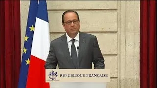 Hollande: "Votre héroïsme doit être un exemple pour beaucoup"