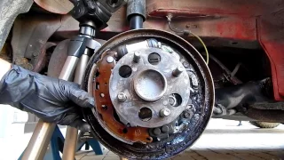 How to Replace Rear Brake Shoes in Toyota Yaris