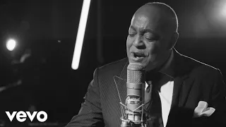 Peabo Bryson - Looking For Sade (1 Mic 1 Take)