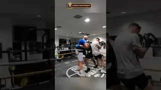 Tyson Fury Trolling David Nyika While Body Sparring🤣😂..