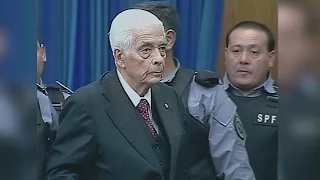 Экс-генерала хунты в Аргентине приговорили к пожизненному сроку (новости)
