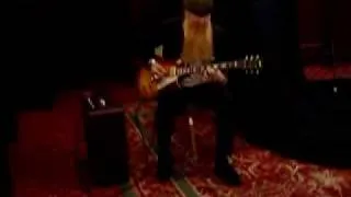 Billy Gibbons playing his Gibson "Pearly Gates" Les Paul!