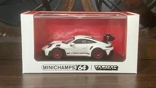 Welcome 2024: Unboxing a Porsche 911 (992) GT3 RS by Minichamps/Tarmac Works