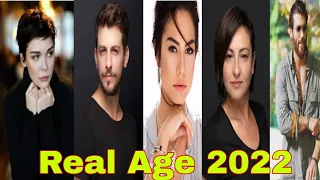 Erkenci kus (Day Dreamer)Turkish Series cast Real name, Age(2022), Height | Demet Özdemir| Can Yaman