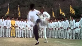 Брюс Ли против Жан Клода Ван Дамма   Bruce Lee vs Jean Claude Van Damme