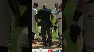 Is Sonny Gray OK? 🫣 The Twins trainer visits the mound. 😂