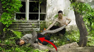 Horrible Cleaning: BIG PYTHON Protects Overgrown House - Suddenly Attacking My Wife!!! | Clean Up 94