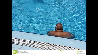 😂😂 FAT MAN FALLS  & HURTS WHILE JUMPING INTO POOL FROM A HEIGHT 🤣