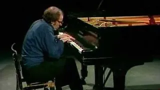 Glenn Gould - Fugue in E Major from The Well Tempered Clavier Book 2 - BWV 878