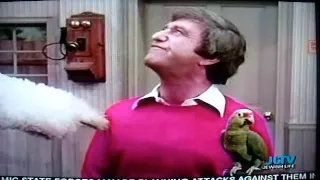 SOUPY SALES GETS A PARROT THAT RECITES SHAKESPEARE