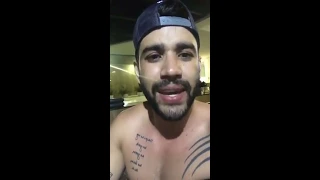 Gusttavo Lima em sua casa com Thiago Brava e George Henrique (live)