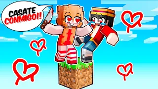 ¡Atrapado con MI FAN LOCA en un BLOQUE! 😱💘 Minecraft RamCore