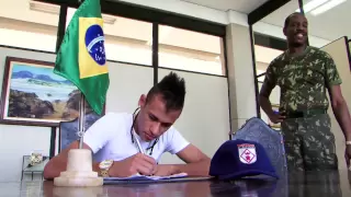 Neymar é dispensado do Exército