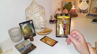 ❤️🤔¿QUÉ QUIERE CONTIGO ESA PERSONA EN LA QUE ESTÁS PENSANDO? 🤲✨️TAROT INTERACTIVO