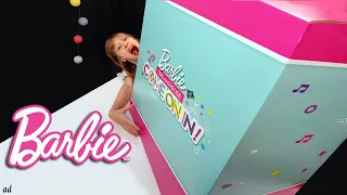 Whats inside a Barbie party box? | COME ON IN