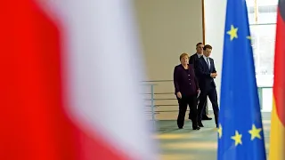 Kurz in Berlin: Merkel beharrt auf Finanztransaktionssteuer