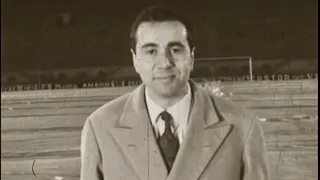 Enzo Tortora presenta la prima edizione (con sigla iniziale) “La Domenica Sportiva”, febbraio 1965.