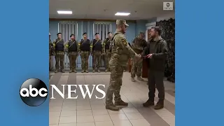 Zelenskyy awards medals to soldiers in Kharkiv