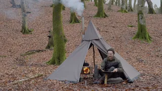 Bushcraft trip  - hot tent wild camping, homemade axe and knife, wildlife