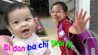 Đi Học Về - Em Quỳnh An Đi Đón Chị Tân An Nè 💎 AnAn ToysReview TV 💎