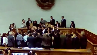 Tensión entre diputados AN