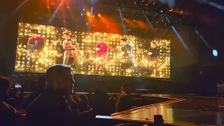 Backstreet Boys, DNA World Tour, Irvine, CA, beggining