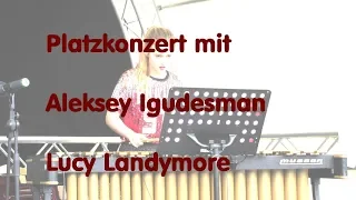 "Platzkonzert" mit Aleksey Igudesman und Lucy Landymore bei einem Fußballspiel in Gutenbrunn