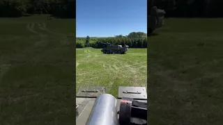 Ukrainian defenders firing Slovakian Zuzana 2 155mm