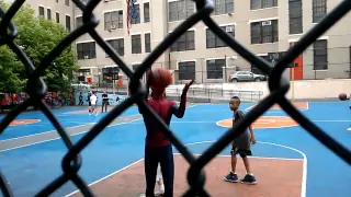 Amazing Spiderman 2 in Chinatown. Andrew Garfield Playing Basketball with kids. Emma Stone