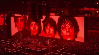 Shine On You Crazy Diamond - Roger Waters Live Lisbon