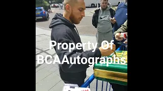 The Bruiserweight Pete Dunne Aka Butch doesn't speak whilst signing autographs WWE Superstar