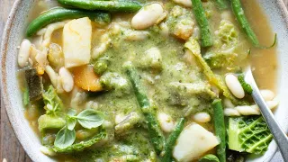 Ligurian Minestrone soup with Pesto