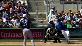 Chris Taylor mashes a three-run home run