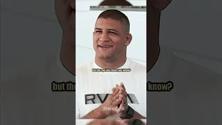 Gilbert Burns on Khamzat Chimaev fight #shorts