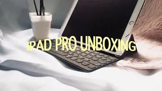 Unboxing ipad pro 2017 in 2021 + smart keyboard & other accessories ☁️