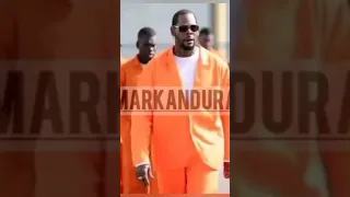 R Kelly Perform to his fans in prison