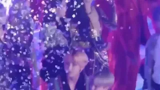 Taennie moments SBS Gayo Daejun 2018