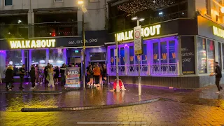 Rainy Night in Blackpool: Drive around town