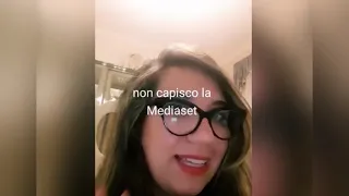 BARBARA D’URSO LICENZIATA!! UNA SUA GRANDE FAN NON CI STA E SI RIVOLGE A PIER SILVIO!!