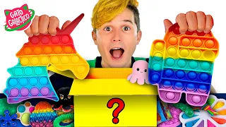 ABRI UMA CAIXA MISTERIOSA DE FIDGET TOYS Pop It RAROS !!!