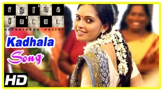 Sathuranga Vettai Scenes | Ishaara falls for Natraj | Kadhala Song | Natraj decides to escape