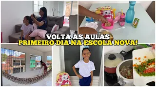 NOVA ROTINA | VOLTA ÀS AULAS! *primeiro dia na escola nova* COMO ELA REAGIU? 😱