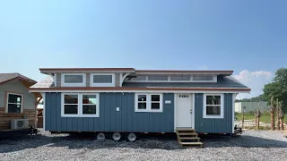 FOR SALE: Amish Built Tiny House in a Tiny Home Community $135,000 🏡🇺🇸🤩🏘️💵